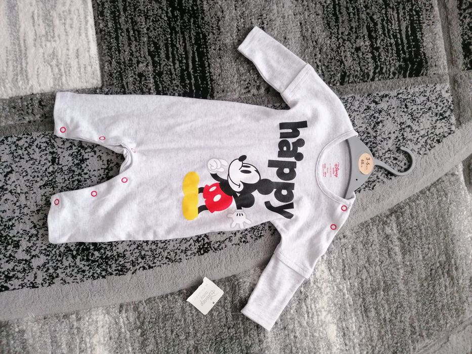 3 Costumase pentru bebeluși