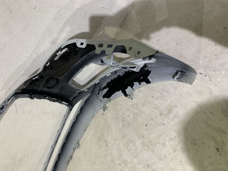 Bara fata Audi A6, C8, 2018, 2019, 2020, 2021, 2022, 2023, cod origine OE 4K0807437, cu gauri pentru spalatori faruri si senzori de parcare (6).