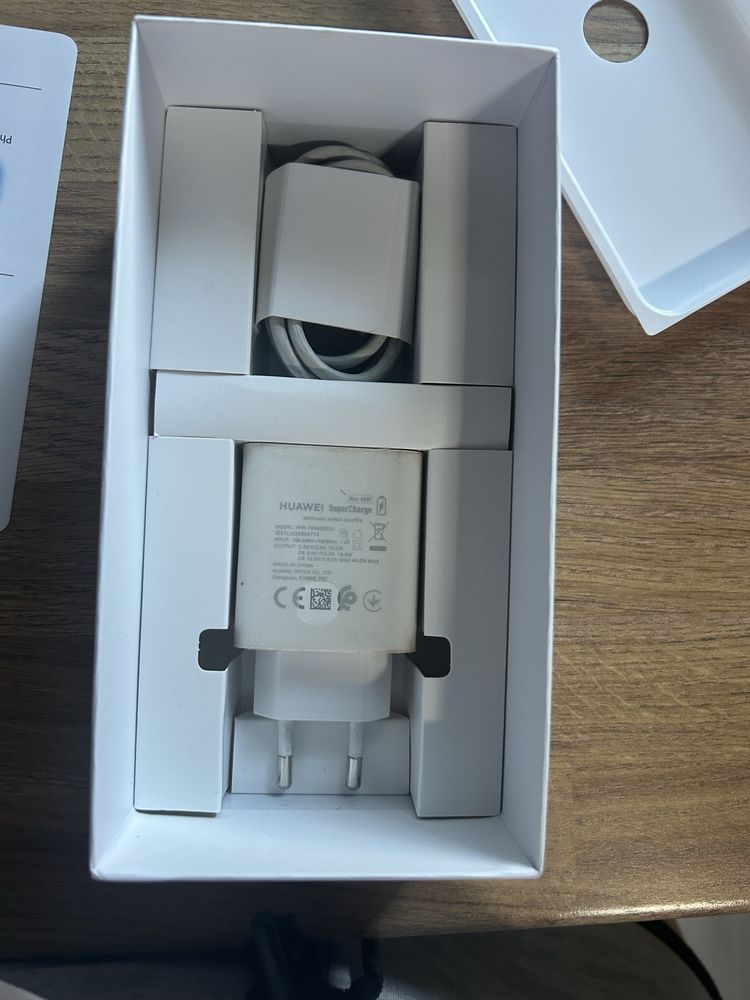 Huawei Nova 12 i