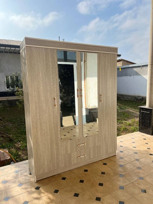 SHkaf  xar hil  turdagi  hamyonbob Shkof