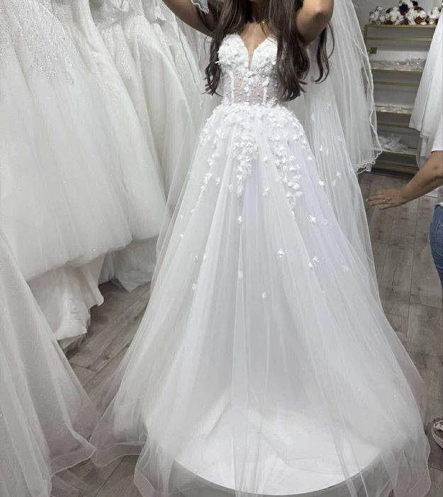 Булчинска  рокля