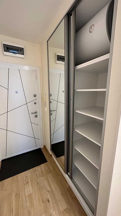 Дава се под наем Двустаен апартамент в София, Дружба 1 - 64 кв.м за 459 € - Снимка #3