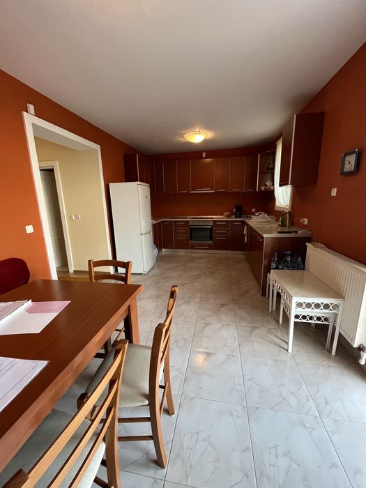 Vand casa S+P+1E-Calea Galati(Islaz)