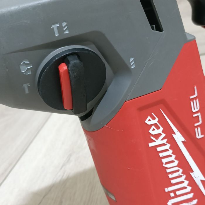 Rotopercutor SDS Plus 2,5 J  Milwaukee M18 ONEFHX