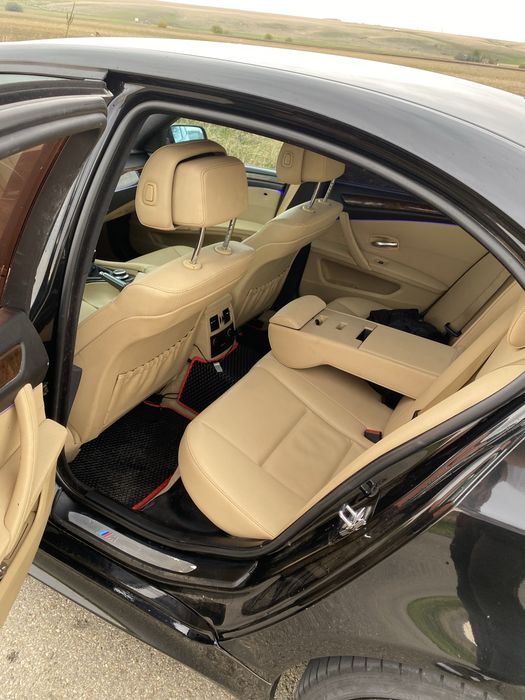 De vânzare: BMW Seria 5 E60 – 2010 – M-Pachet complet
