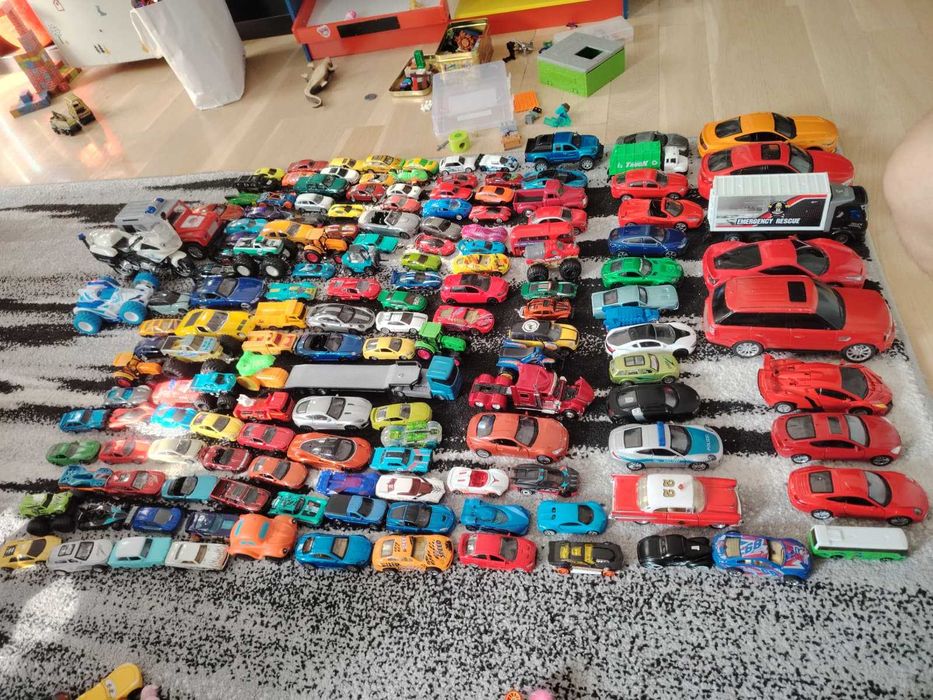 Mini colectie masinute!