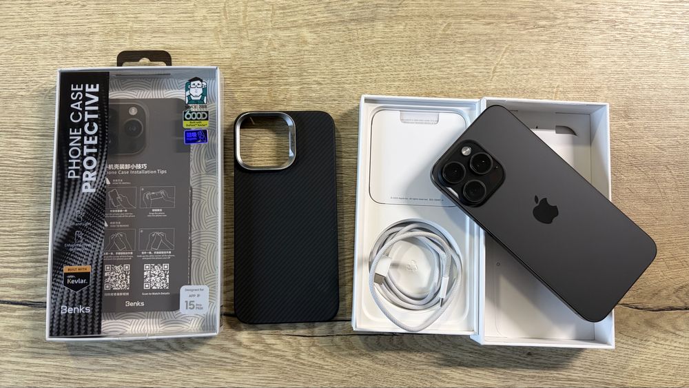 Iphone 15 pro max 256 gb negru neverlocked