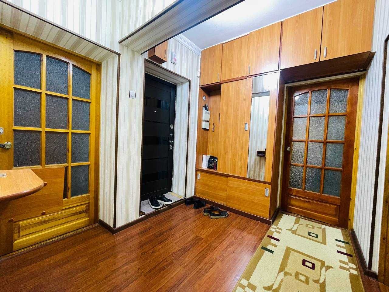 Продаётся 3-комн. квартира, 77 серия, возле метро Шахристан. Ипотека