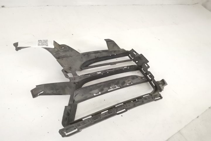 Порше Макан / Porsche Macan Оригинален странично ляв проекторен грил в