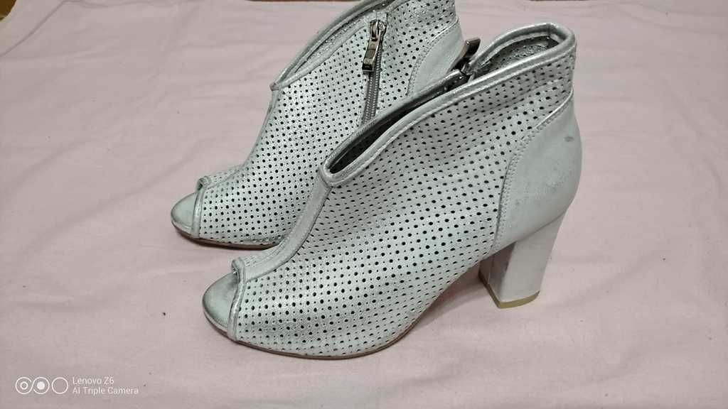 Pantofi eleganti decupati full piele de la QUAZI marimea 36