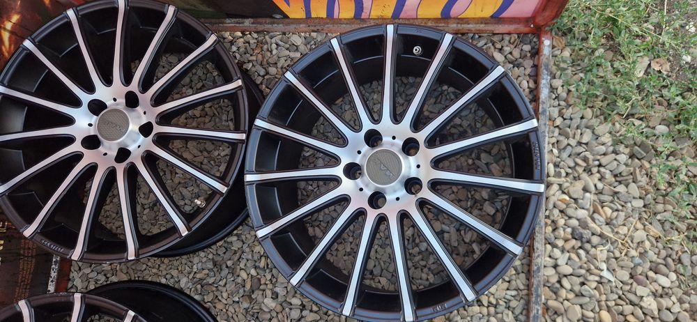 Jante Bicolore ca noi Volkswagen. Audi. Mercedes. Bmw 5 x 112 R18