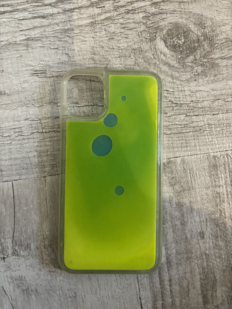 Калъфи за iPhone 11 и 8