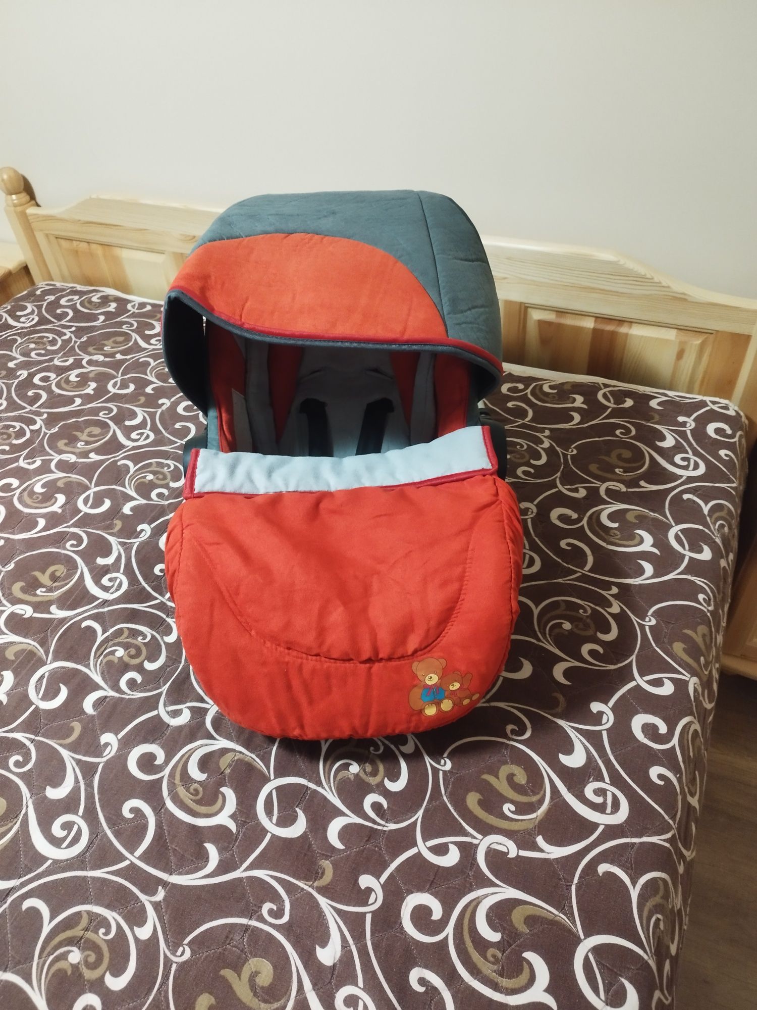 Кош за бебе за кола от 0 до 13кг.