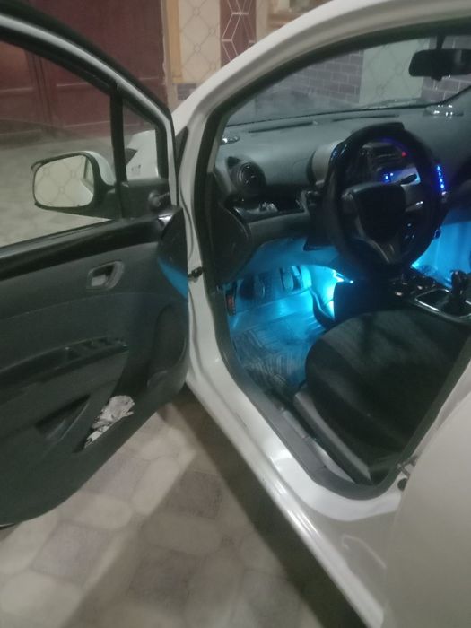 Спарк сотилади метанда