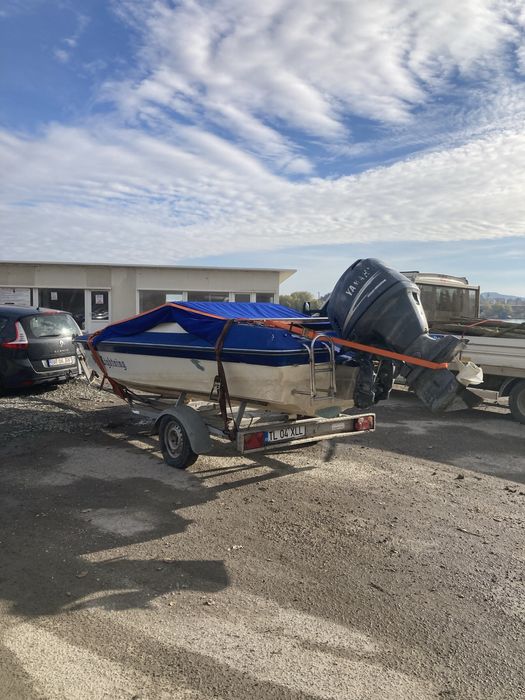 Vand Barca cu motor Yamaha 115 cai