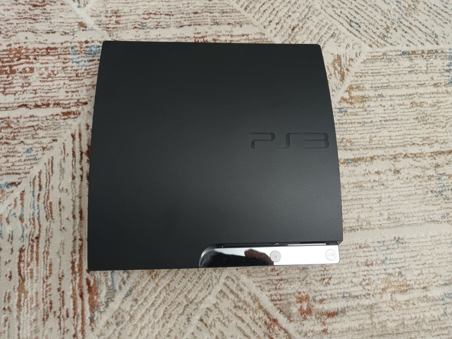 Срочно продам Playstation 3 slim!!!