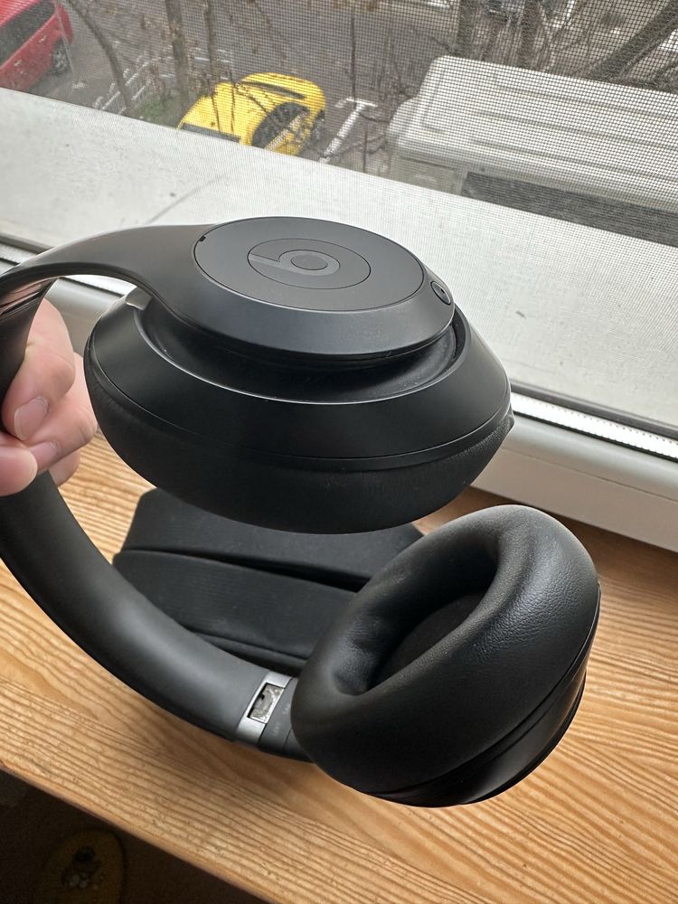 Beats Studio Pro