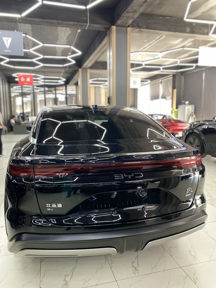 Byd Han L 2025
