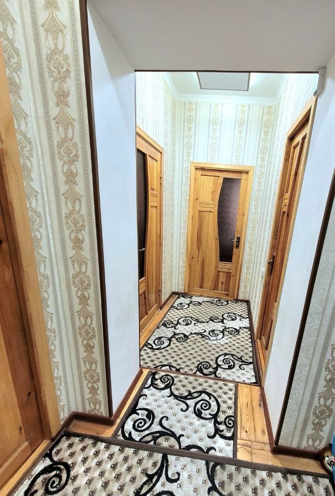 Продается 3/2/4 Чиланзар 1 квартал,Ор.Аллея Гагарина,Высокопотолочка