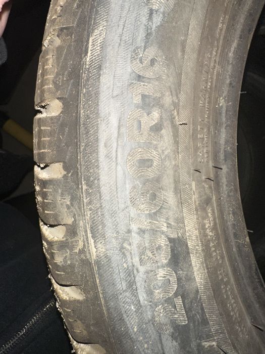 Продам шины размерами 205x60x16