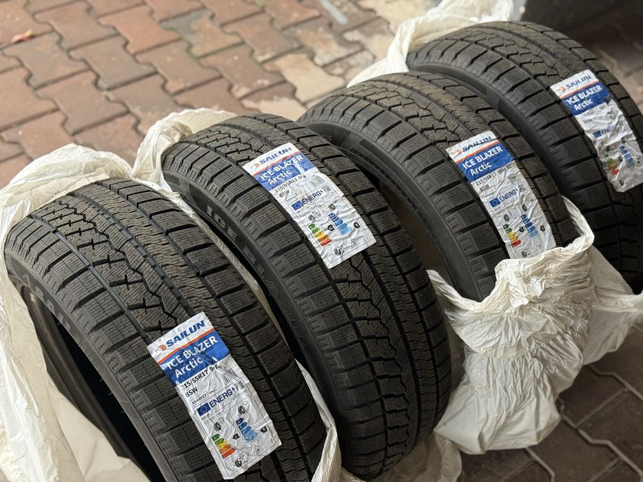 Sailun Ice Blazer Arctic 215/55 R17 - Новая