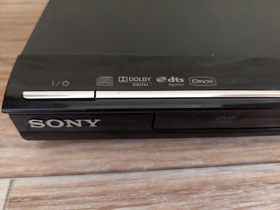 DVD проигрыватель Sony