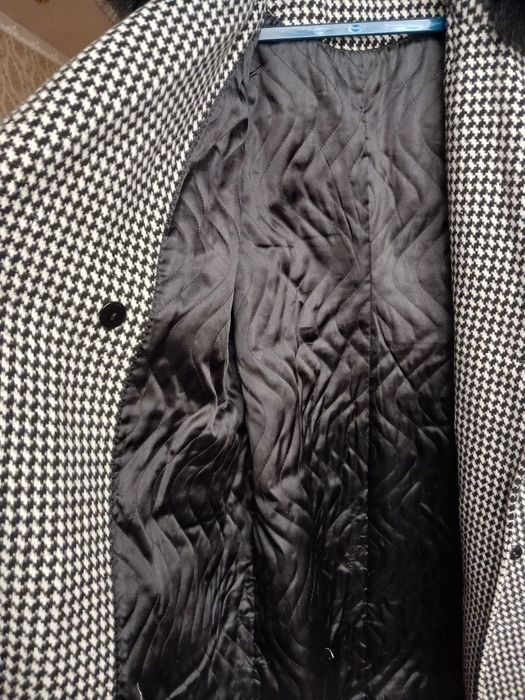 Продаётся пальто  в отличном состоянии