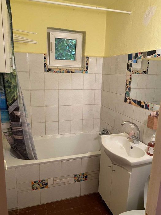 Inchiriez apartament 3 camere, semidecomandat, Astra