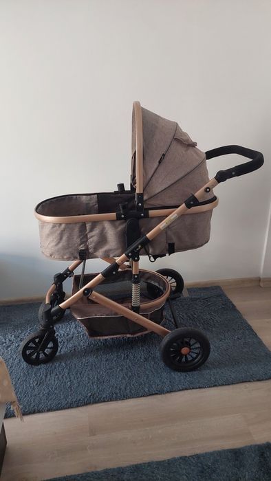 Vând cărucior 3 în 1