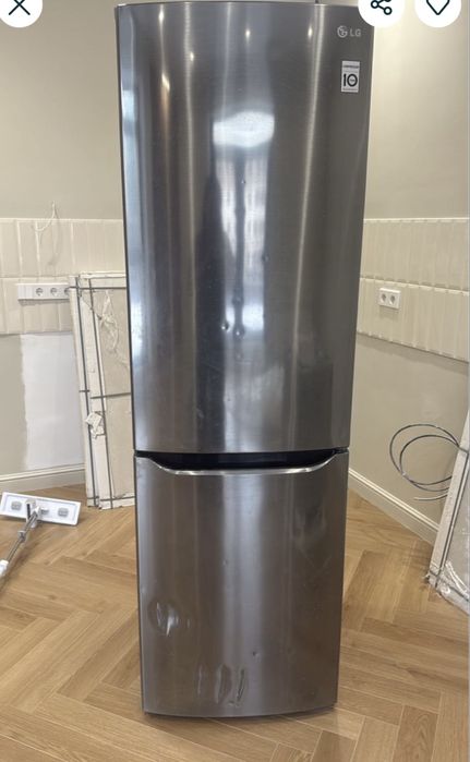 Холодильник Двухкамерный LG  NO FROST