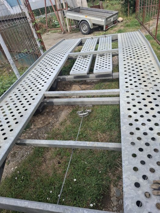 Proprietar vând platforma auto
