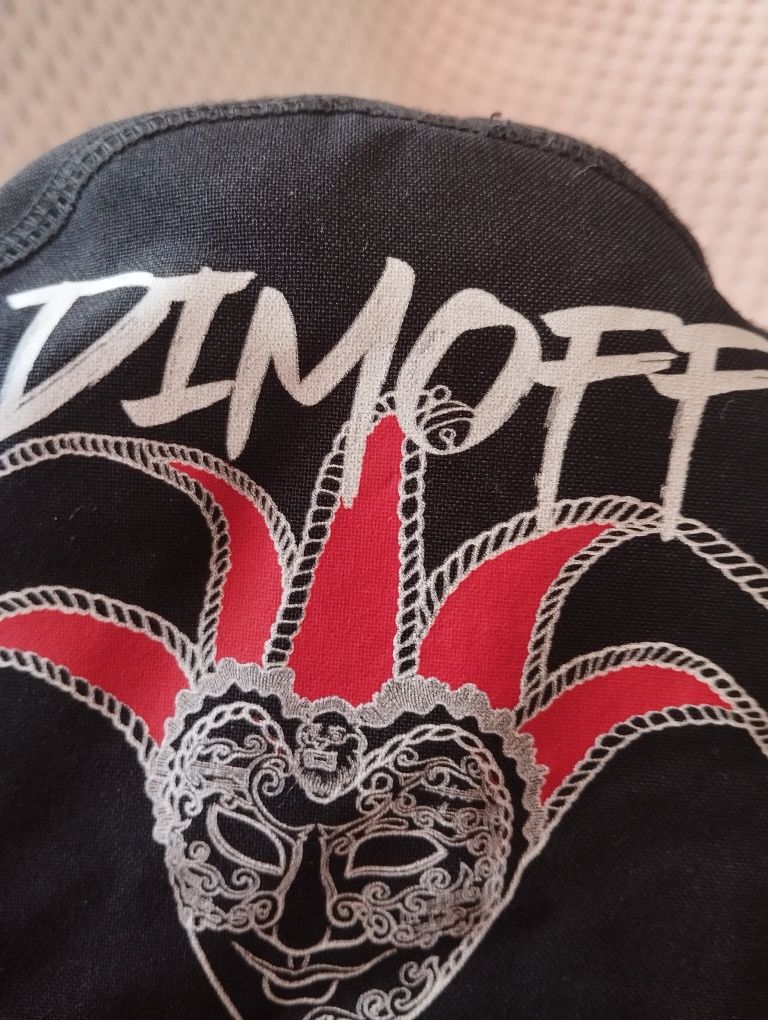 Шапка идиотка на Dimoff