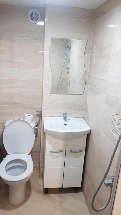 Дава се под наем Тристаен апартамент в Пловдив, Кършияка - 90 кв.м за 357 € - Снимка #5