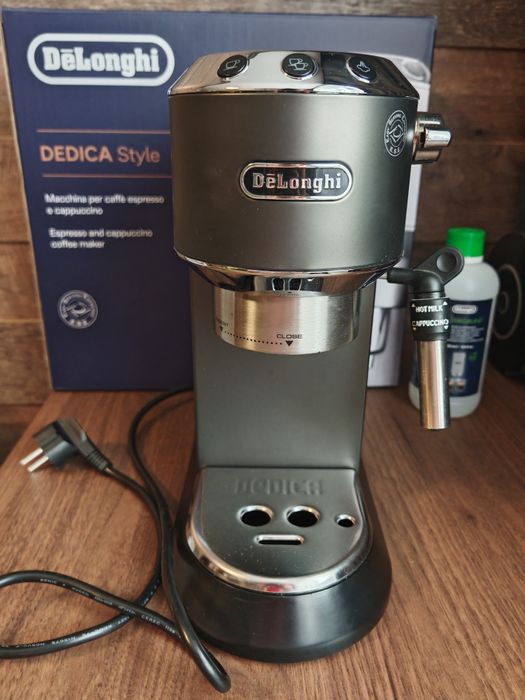 Delonghi Dedica 685