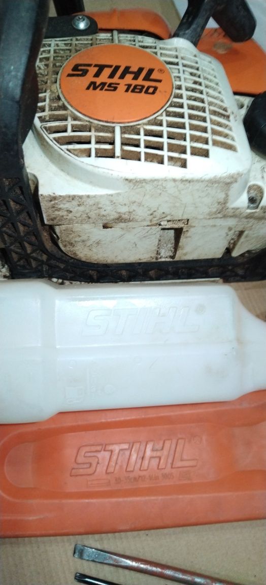 Бензопила STIHL MS 180.