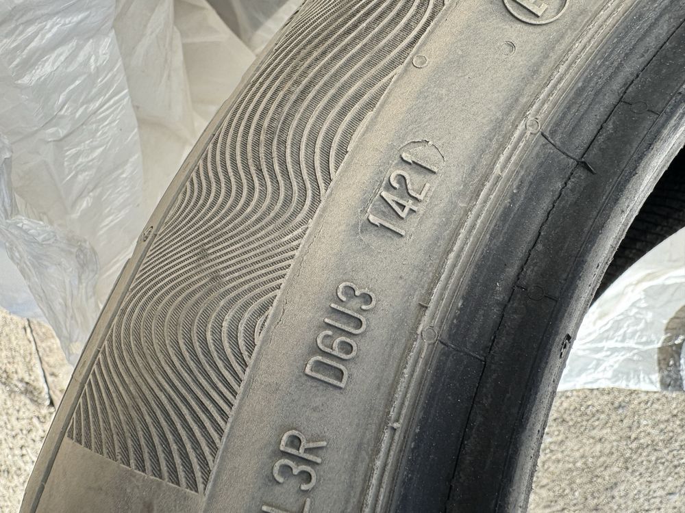 Continental ContiPremiumContact 5 215/55 R17 94V