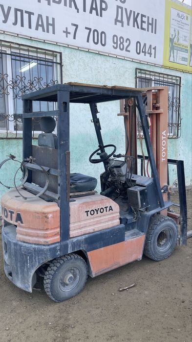 Кара погрузчик вилочный 1,5 тн