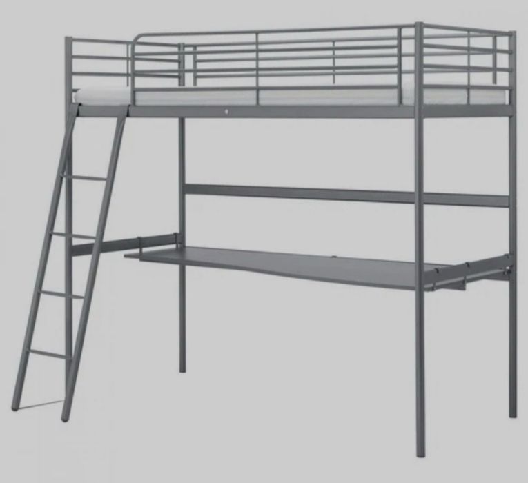 Легло втори етаж с бюро под него ИКЕА с матрак