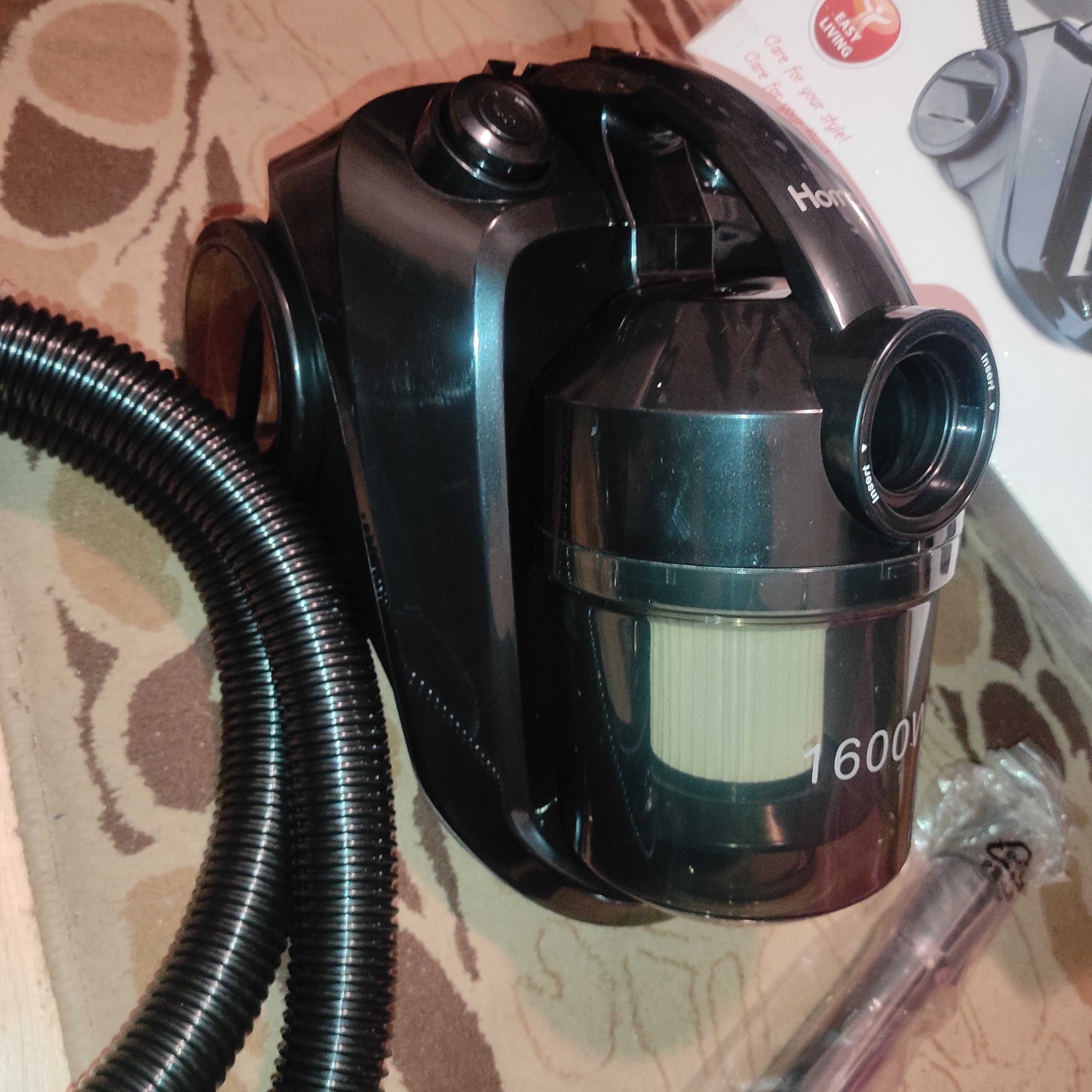 Нова циклонна прахосмукачка 1600w Homa HVC-1820