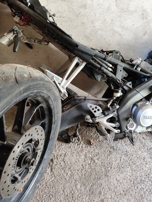 Dezmembrez yamaha yzf 125