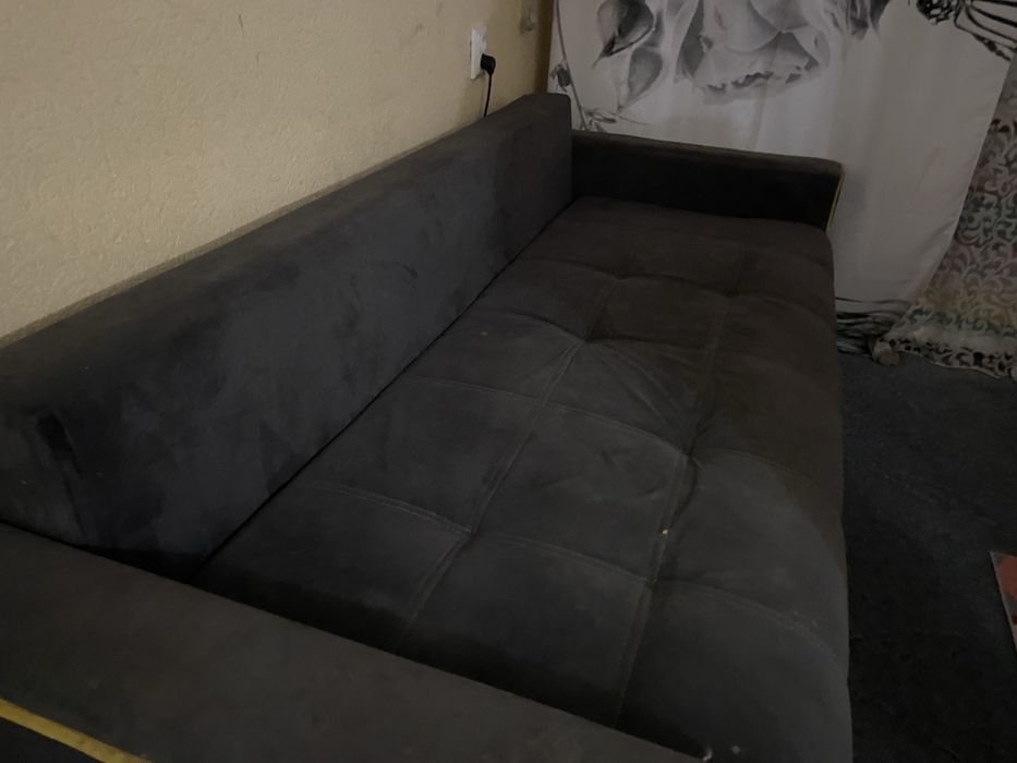 Продам срочно диван