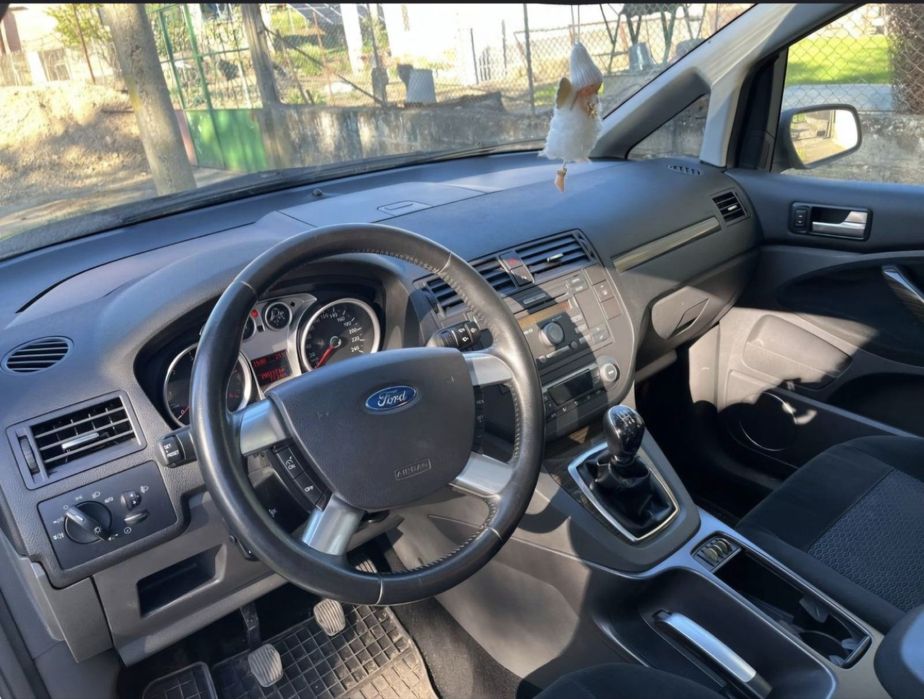 Ford C-Max 2008г обслужен