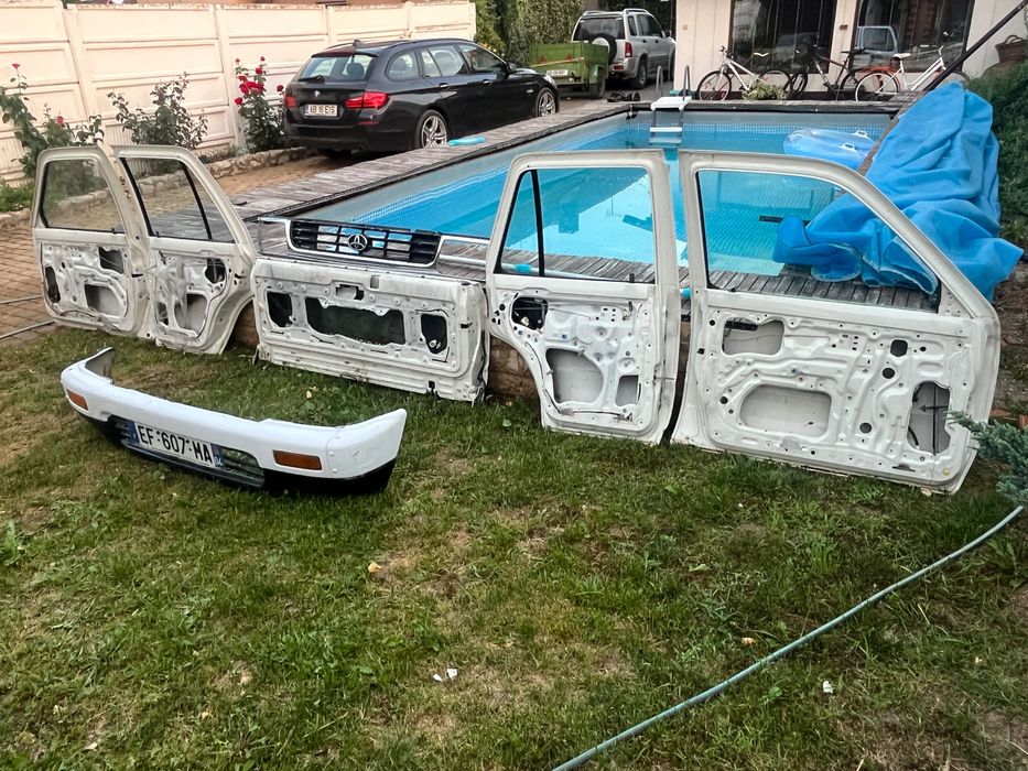 Dezmembrez Toyota 4runner/ Hilux surf