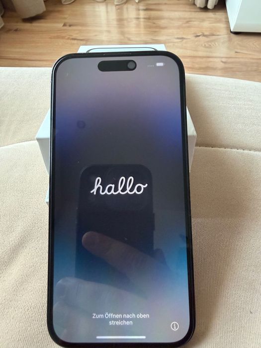 iPfone 14 Pro без следи от употреба