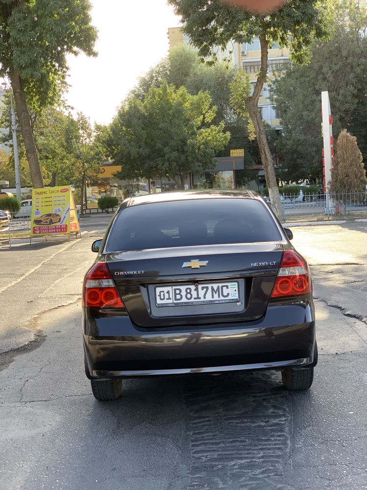 Nexia 3 sotladi choko