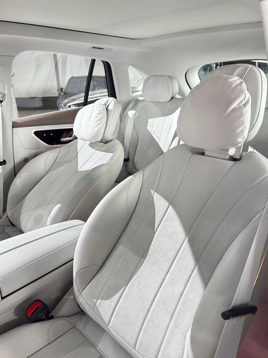 Meredes Benz eqe 500 matic new