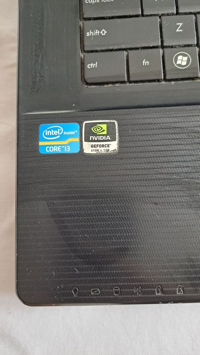 Laptop Asus Intel i3