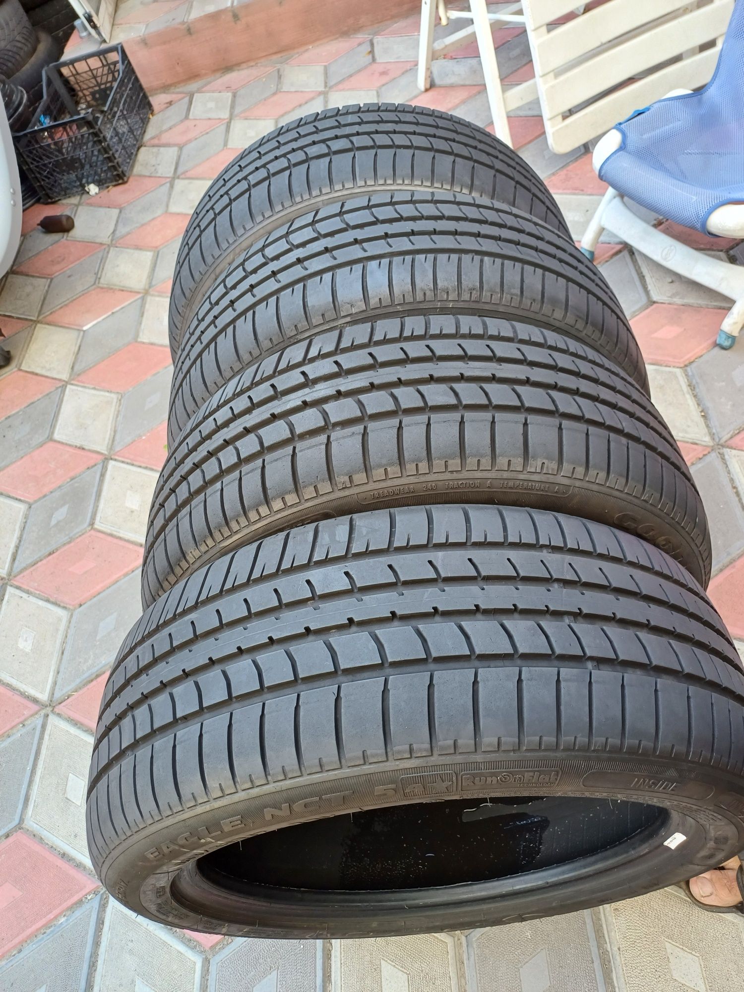 Vand 4 anvelope de vara 205 50 r17 GOODYEAR foarte bune