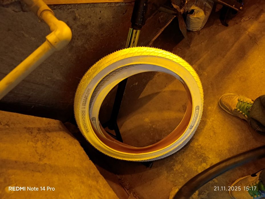 Покрышки на бмх, 20*2.35, мне надо 2.25 либо обмен либо продажа