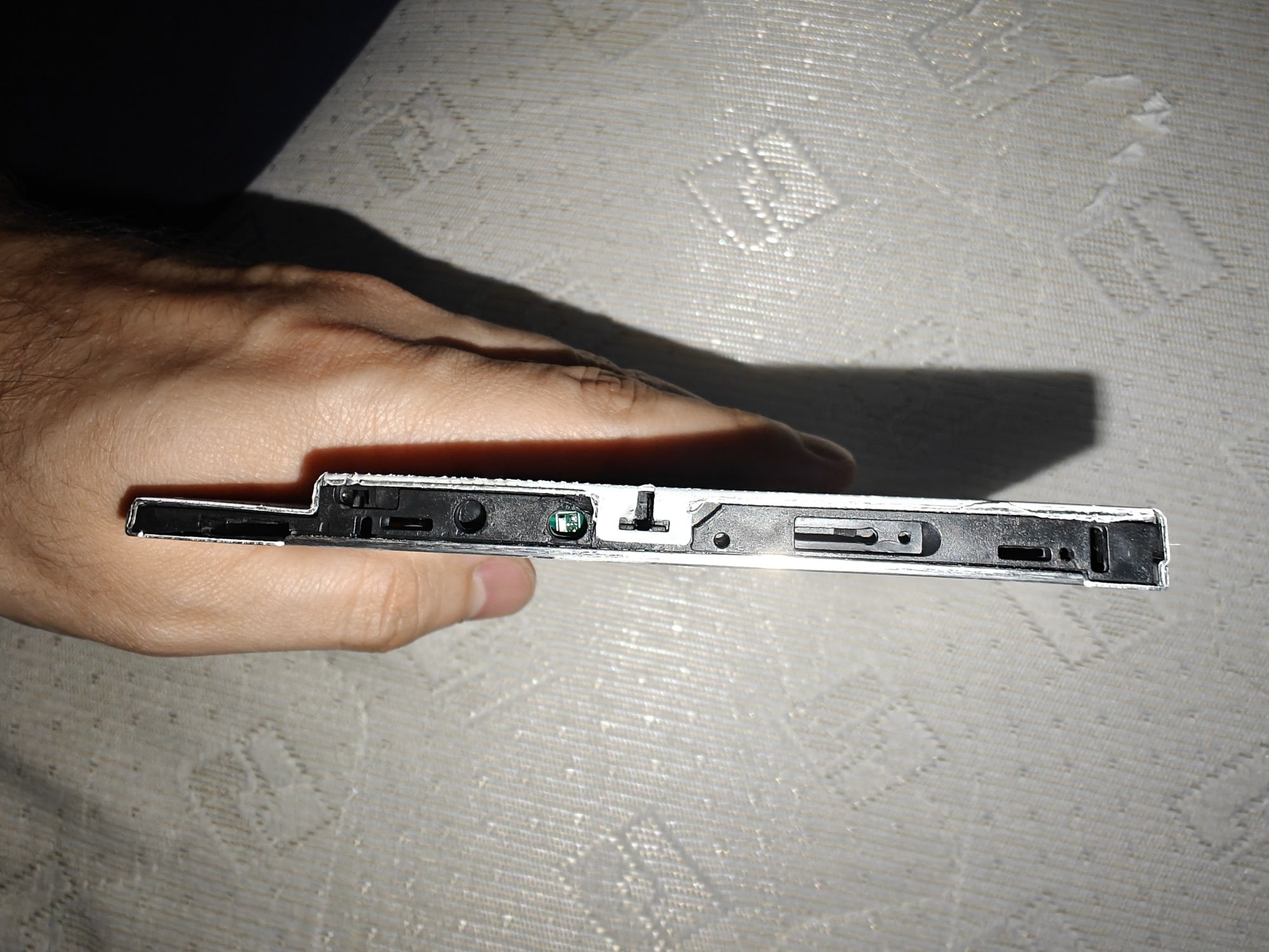 Adaptor Caddy Laptop HDD SSD Sata - Unitate optica 7 mm